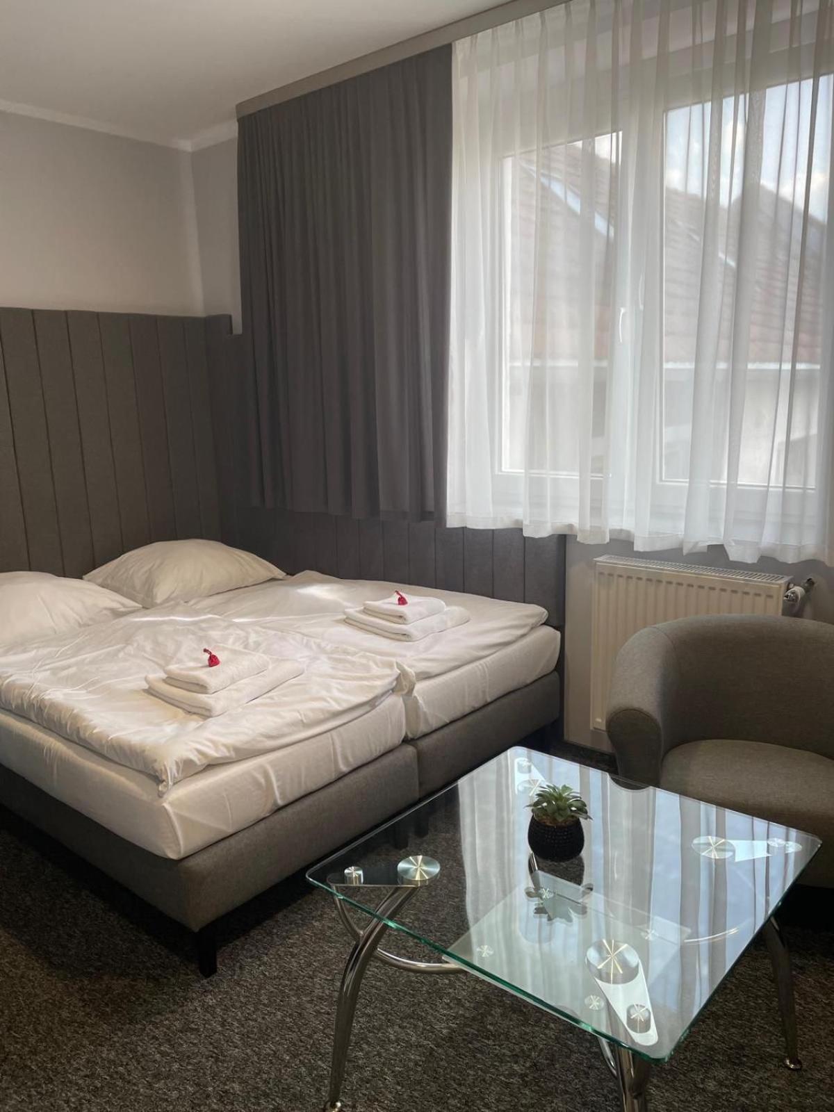 Strzelecka 1 Hotel Opole Luaran gambar
